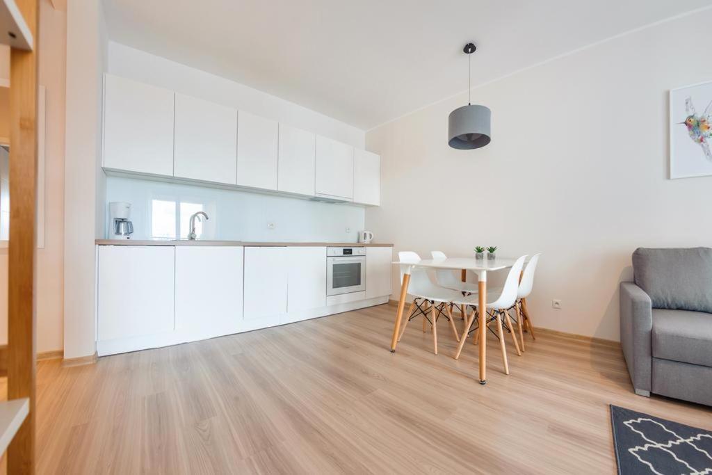 Stocznia418 Apartment กดัญสก์ ภายนอก รูปภาพ