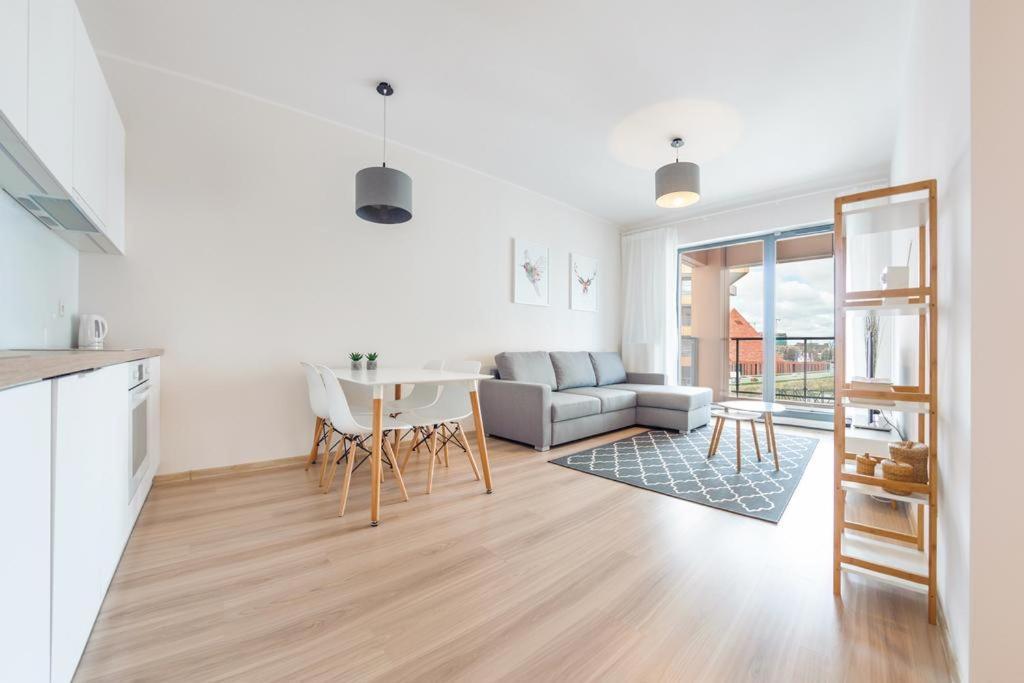Stocznia418 Apartment กดัญสก์ ภายนอก รูปภาพ