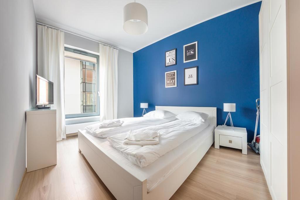Stocznia418 Apartment กดัญสก์ ภายนอก รูปภาพ