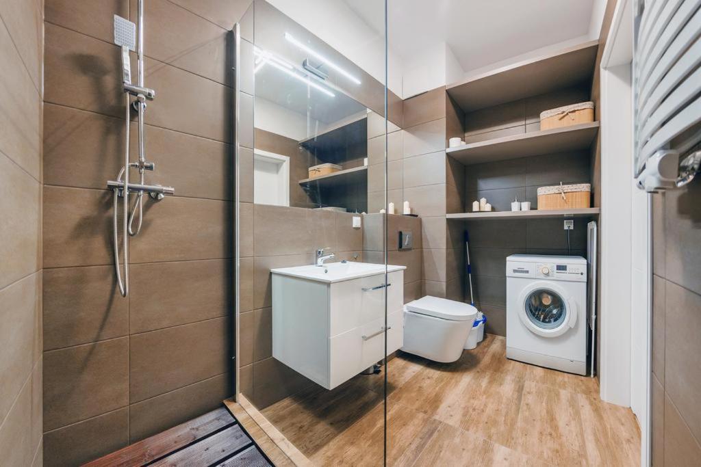 Stocznia418 Apartment กดัญสก์ ภายนอก รูปภาพ